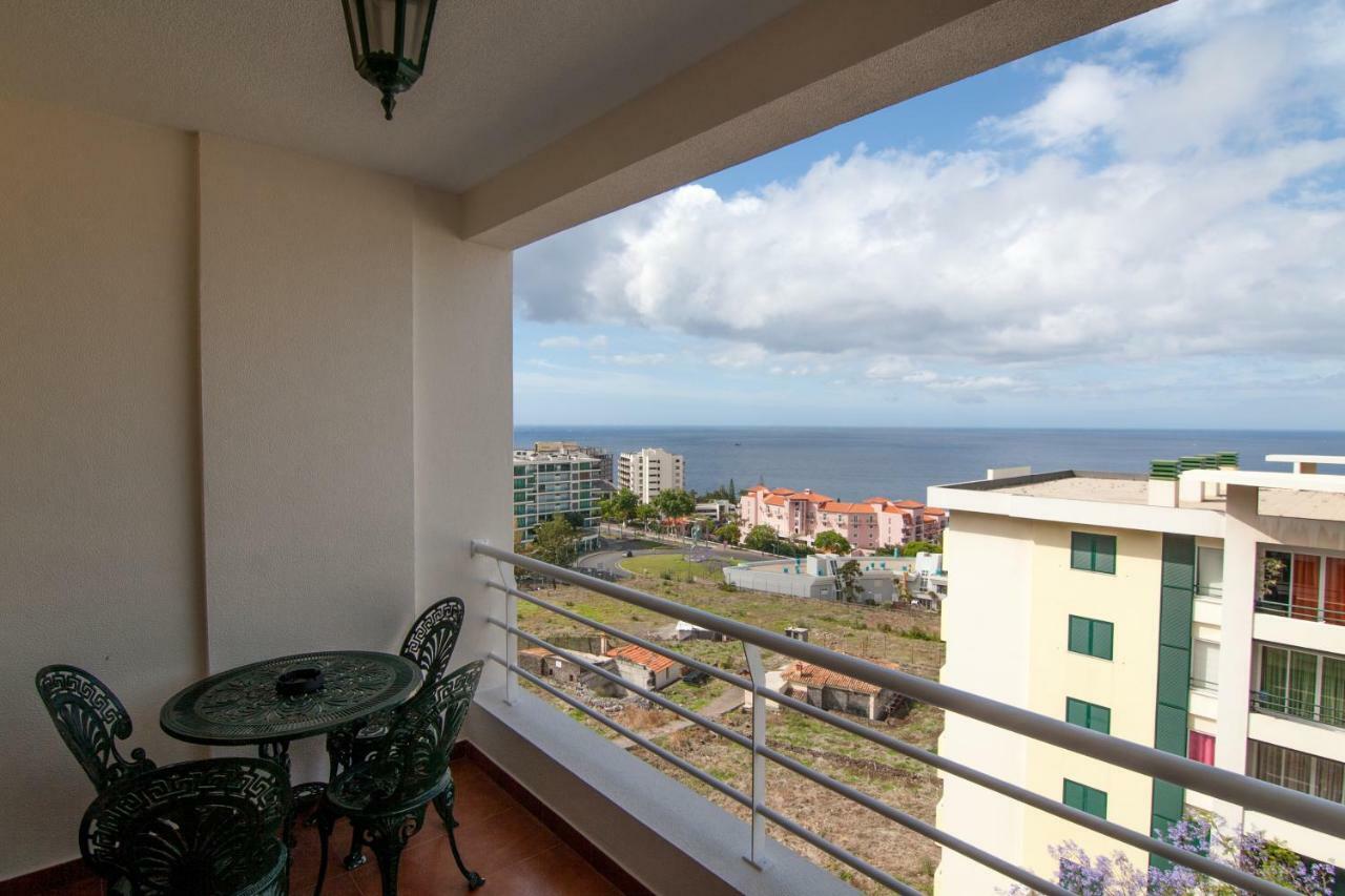 Apartamento Alberto Фуншал Екстериор снимка